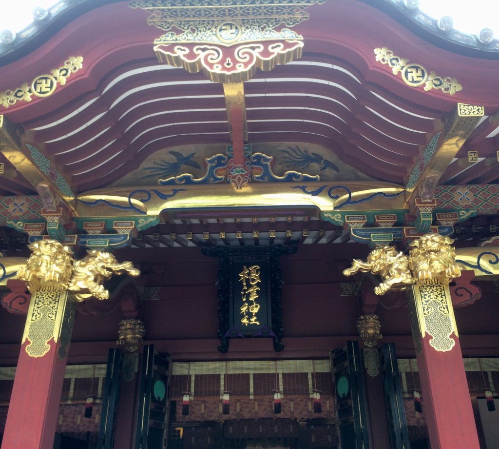 根津神社拝殿