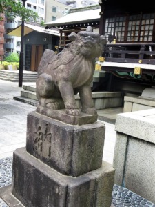 熊野神社狛犬右