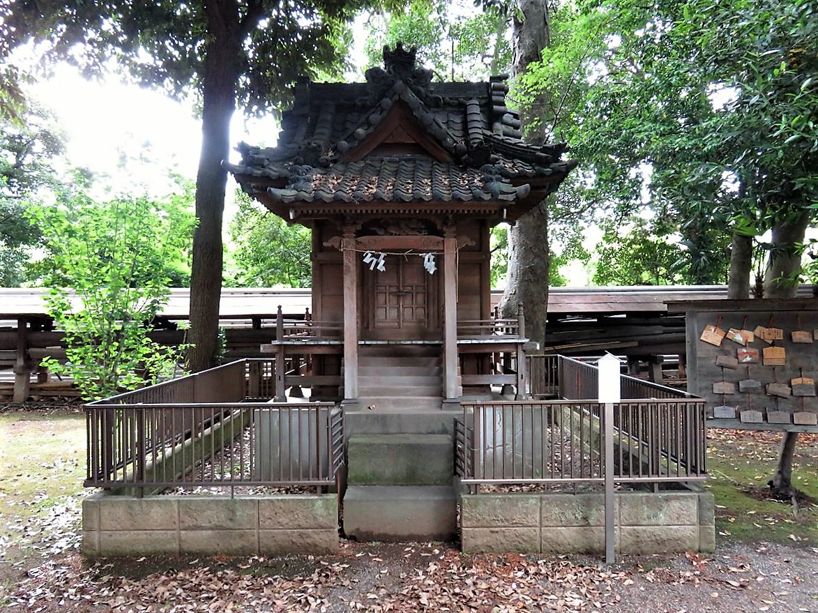 平塚神社摂社1