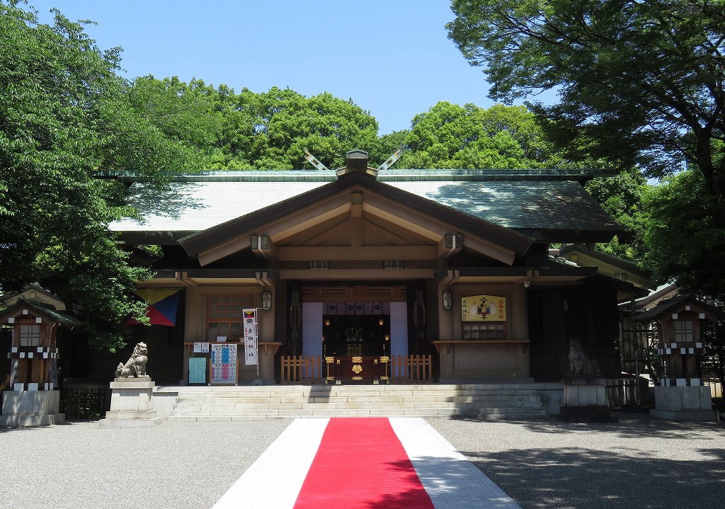 東郷神社社殿